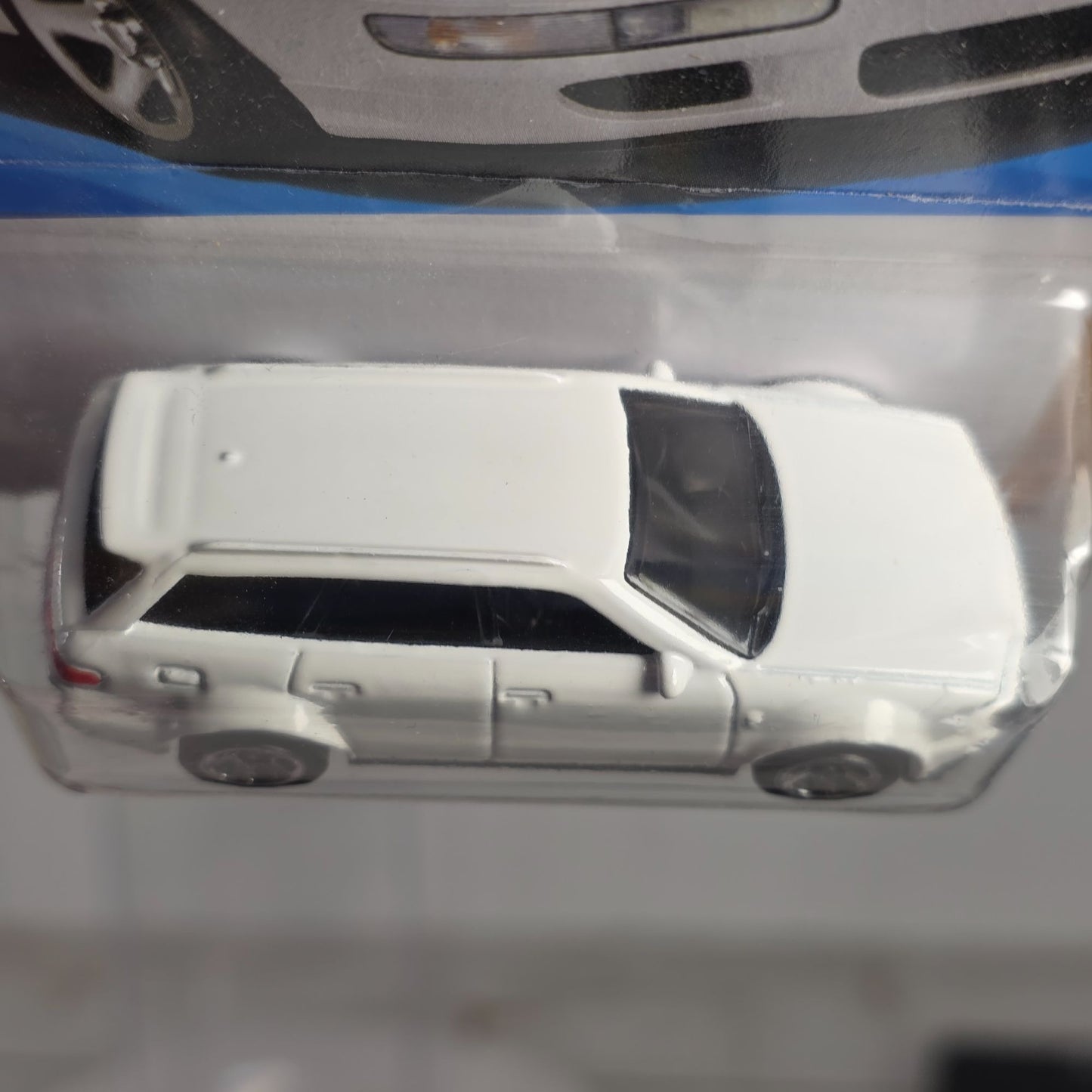 Hot Wheels 94 Audi Avant RS2 Die-Cast Model Car  Limited Edition 29/250  70s Vs 90s Series  Guaranteed For Life