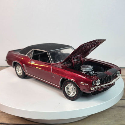 Johnny Lightning 1:24 Scale 1969 Chevrolet Camaro Z/28 Diecast Model Red & Black