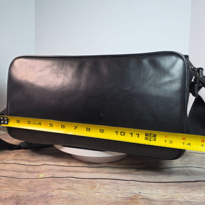 Sony Handycam Video Camera Recorder CCD-FX228 With Case Manual & 2 Maxell Tapes No Battery Untested