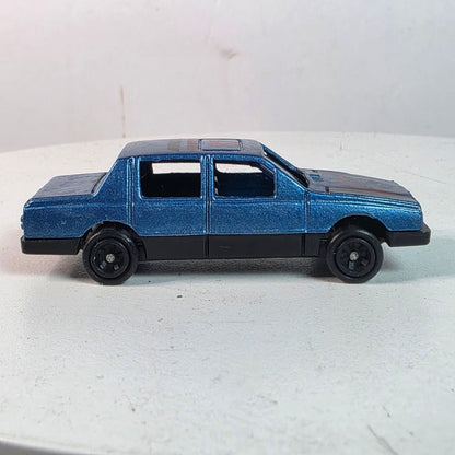 Vintage 1980s Summer Volvo 760 Turbo Twin Cam 1:64
