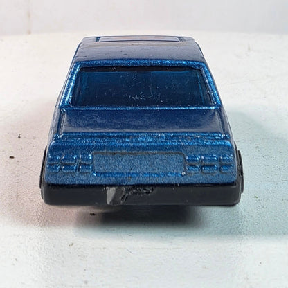 Vintage 1980s Summer Volvo 760 Turbo Twin Cam 1:64