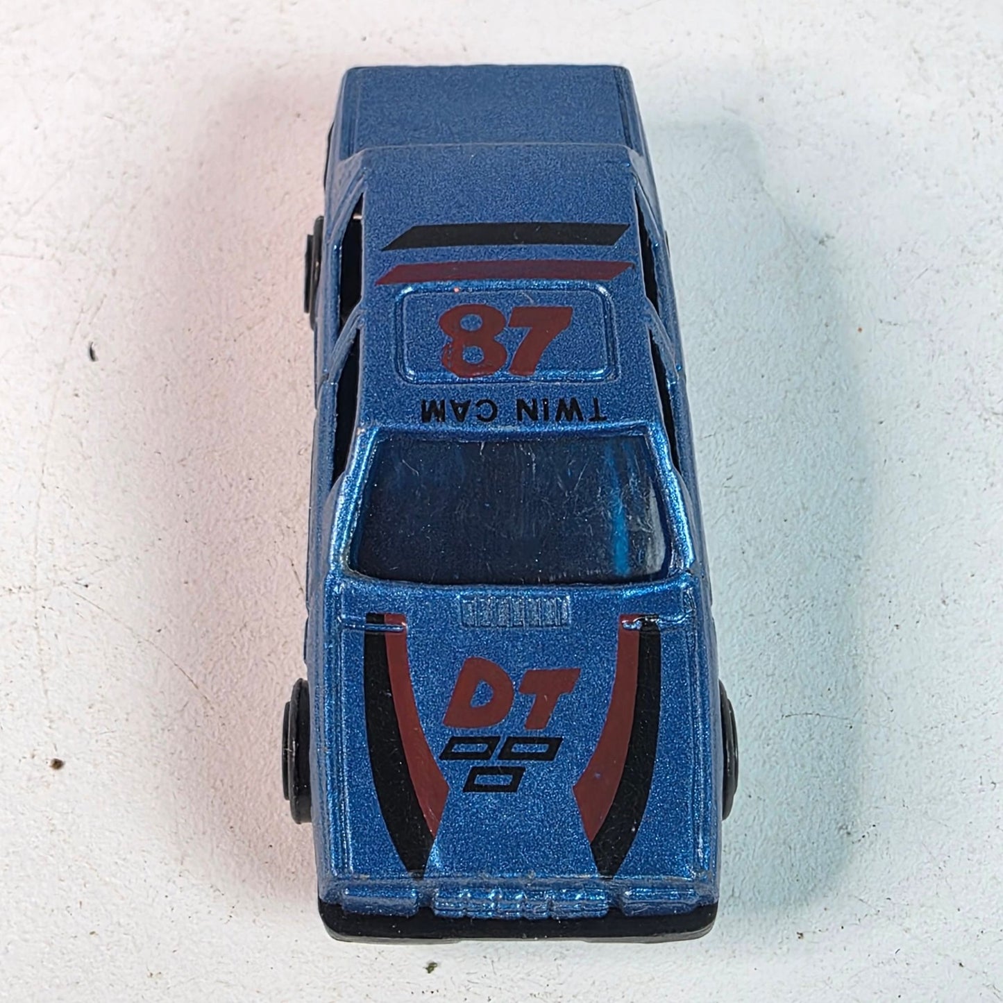 Vintage 1980s Summer Volvo 760 Turbo Twin Cam 1:64