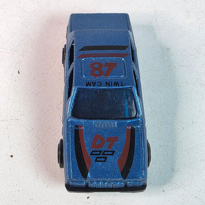 Vintage 1980s Summer Volvo 760 Turbo Twin Cam 1:64