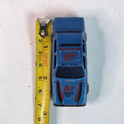 Vintage 1980s Summer Volvo 760 Turbo Twin Cam 1:64