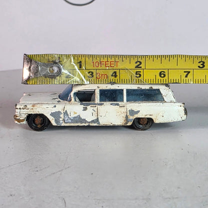 Vintage Lesney Matchbox No.54 S&S Cadillac Ambulance England 1960s