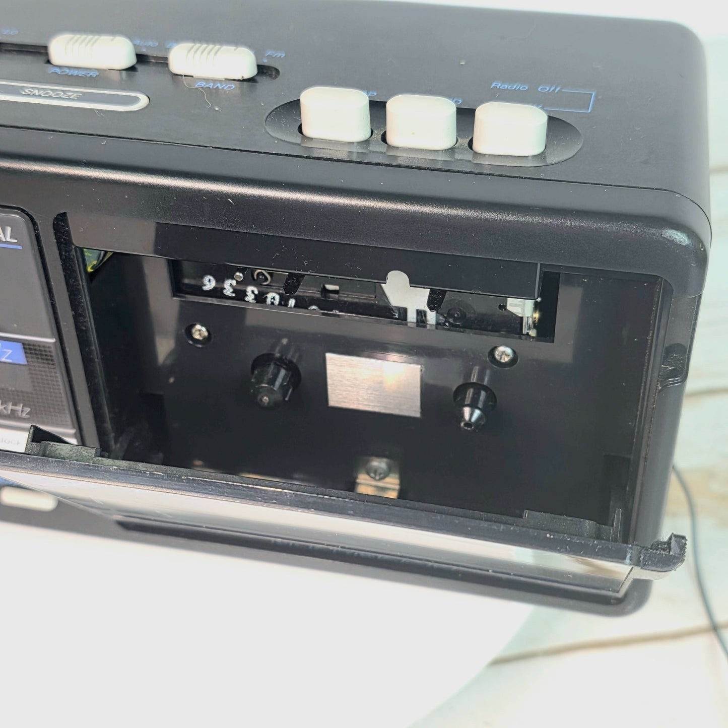 Vintage Soundesign AM/FM Digital Radio Cassette Player