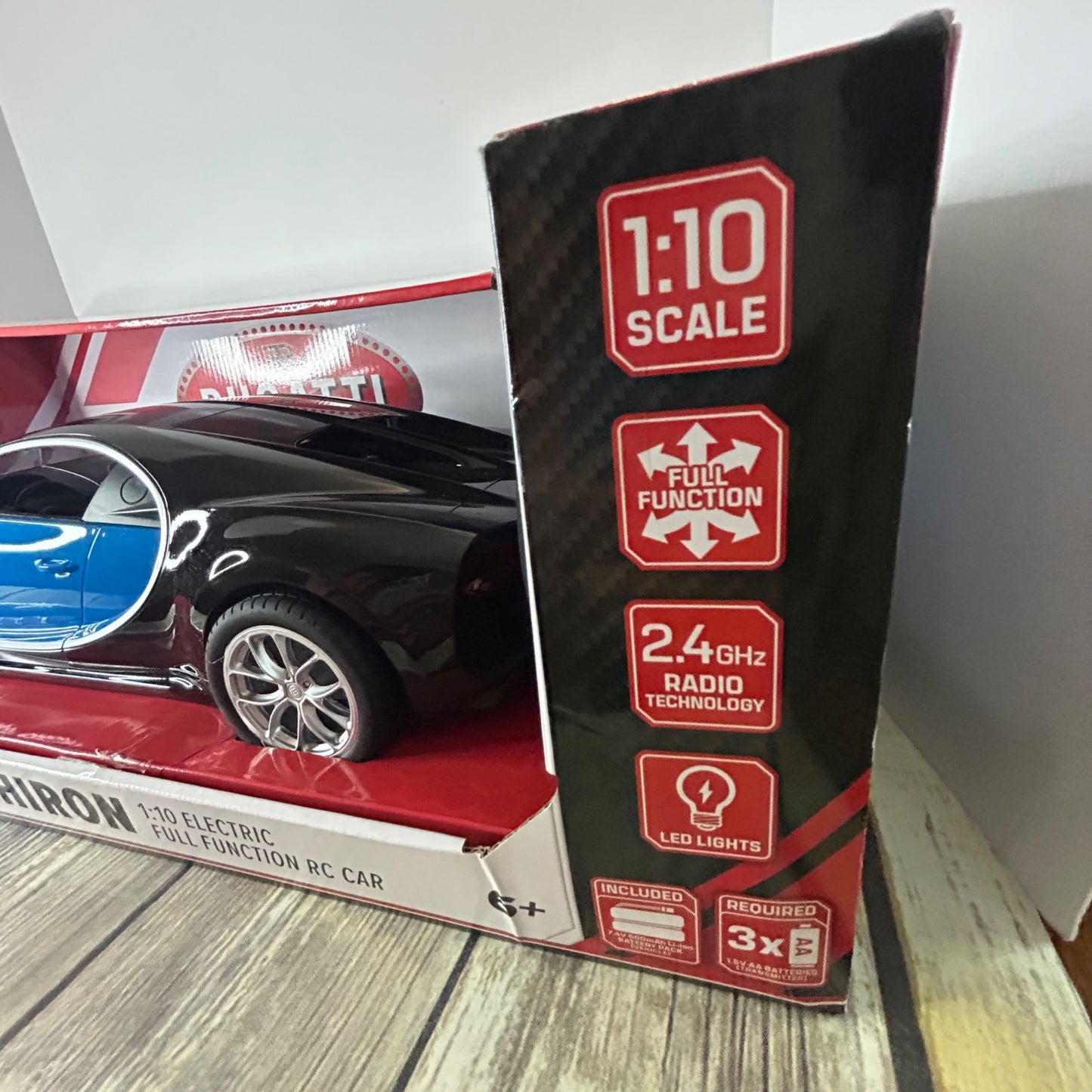 Bugatti Chiron 1:10 Electric Full Function RC Car With LED Lights & 2.4GHz Radio Technology