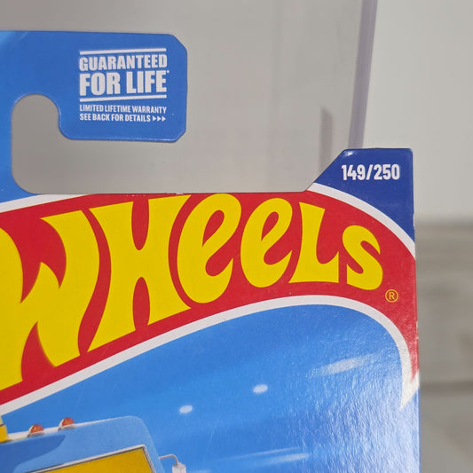 Hot Wheels Quick Bite Fuego Fajitas Die-Cast Food Truck 1:64 Scale