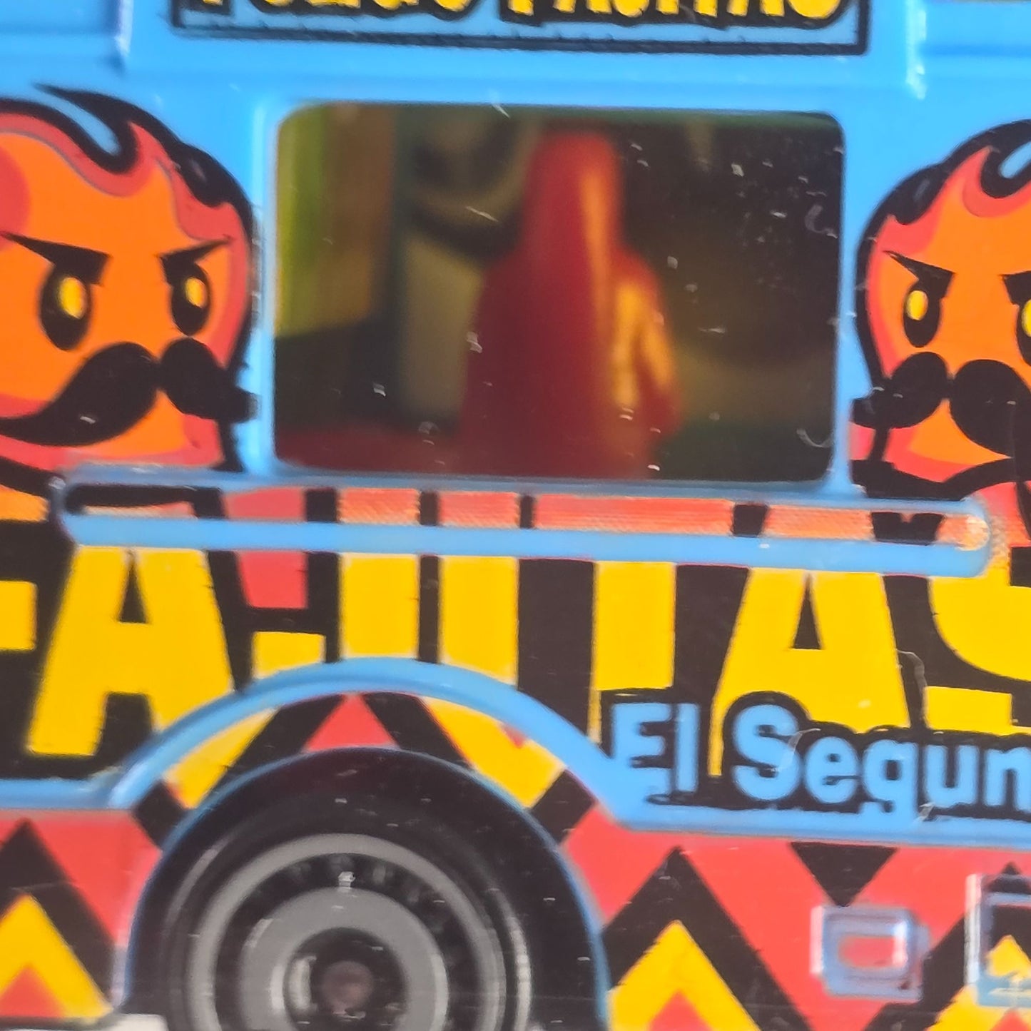 Hot Wheels Quick Bite Fuego Fajitas Die-Cast Food Truck 1:64 Scale