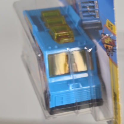 Hot Wheels Quick Bite Fuego Fajitas Die-Cast Food Truck 1:64 Scale
