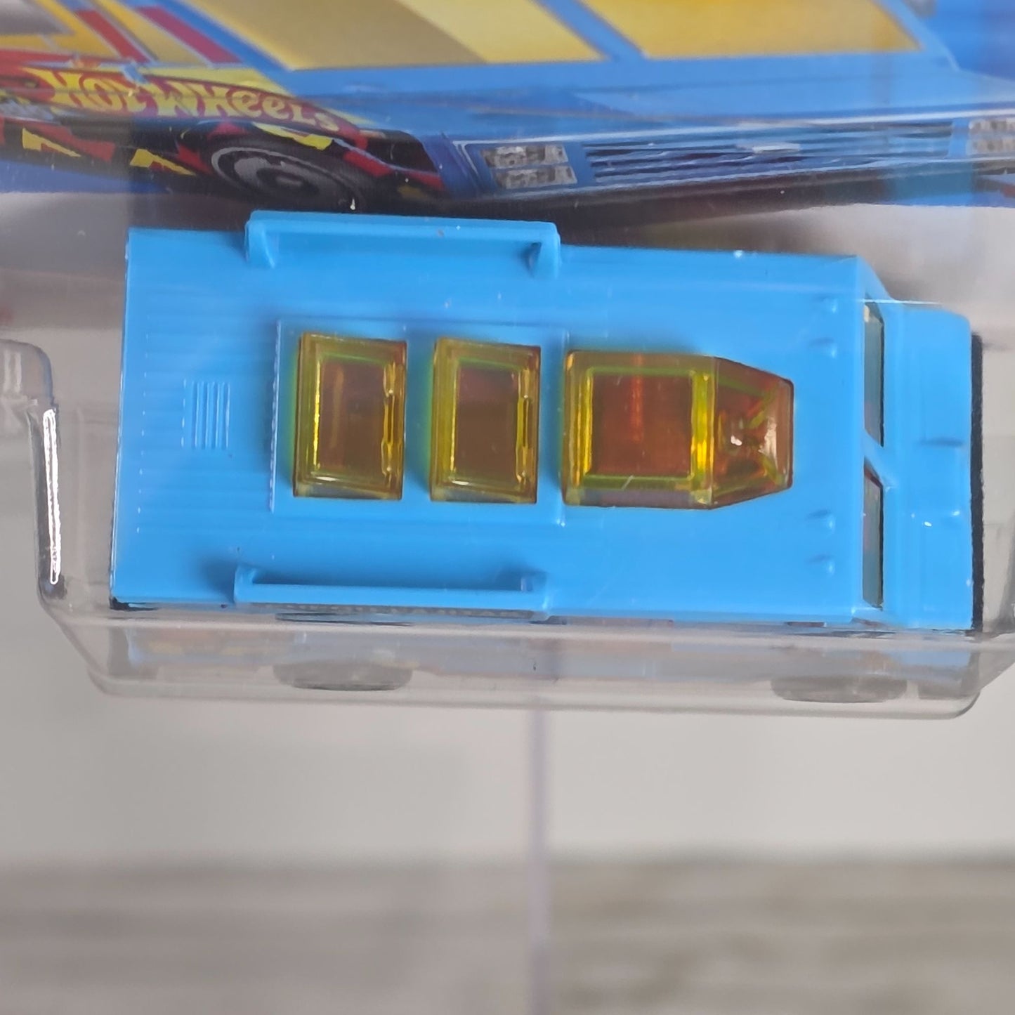 Hot Wheels Quick Bite Fuego Fajitas Die-Cast Food Truck 1:64 Scale