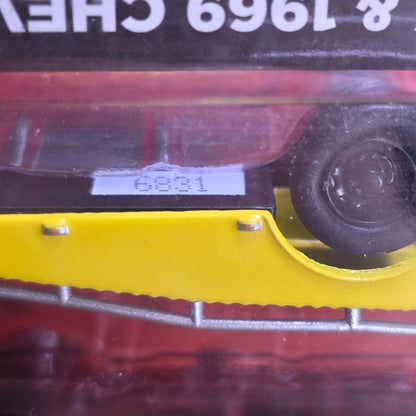 Greenlight 1967 Chevrolet C-30 Ramp Truck & 1969 Chevrolet Camaro 1:64 Scale Diecast Model