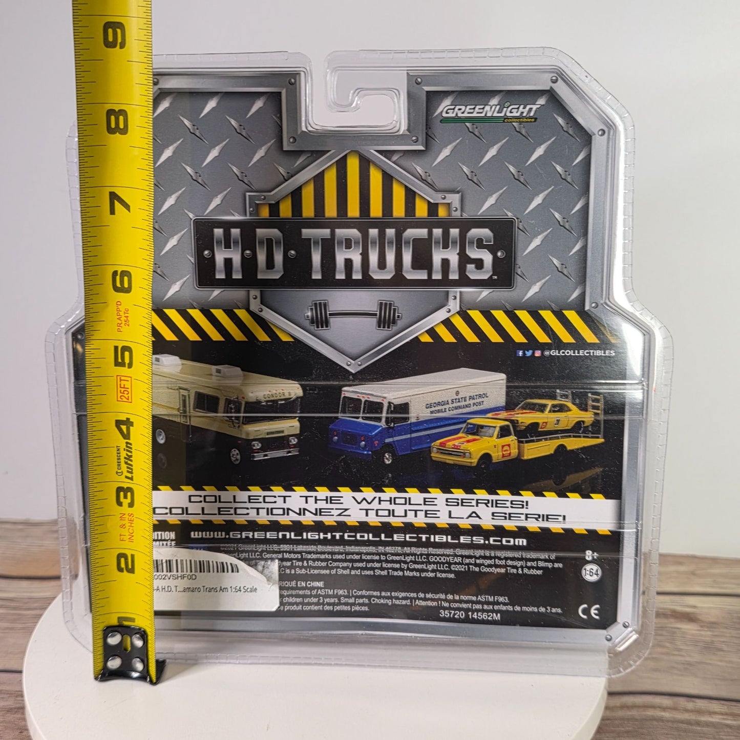 Greenlight 1967 Chevrolet C-30 Ramp Truck & 1969 Chevrolet Camaro 1:64 Scale Diecast Model