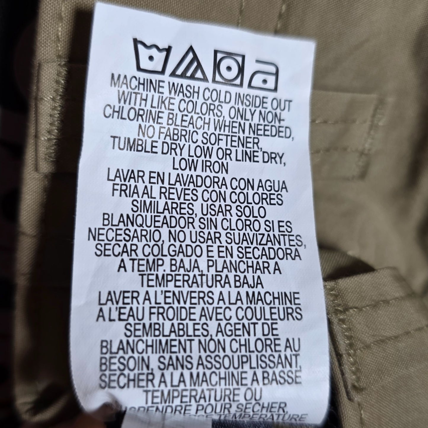 Wrangler ATG All Terrain Gear Mens Cargo Shorts 42 Moisture-Wicking 2-Way Stretch UV Protection Beige