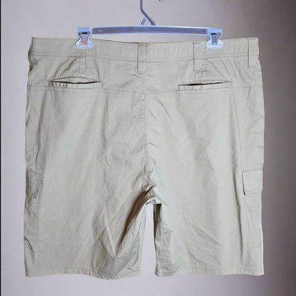 Wrangler ATG All Terrain Gear Mens Cargo Shorts 42 Moisture-Wicking 2-Way Stretch UV Protection Beige