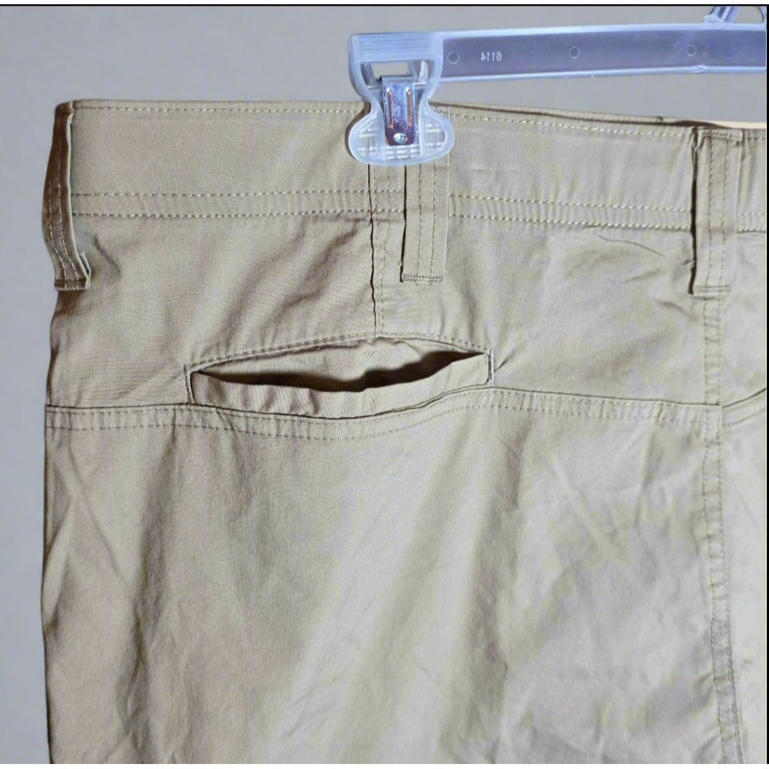 Wrangler ATG All Terrain Gear Mens Cargo Shorts 42 Moisture-Wicking 2-Way Stretch UV Protection Beige