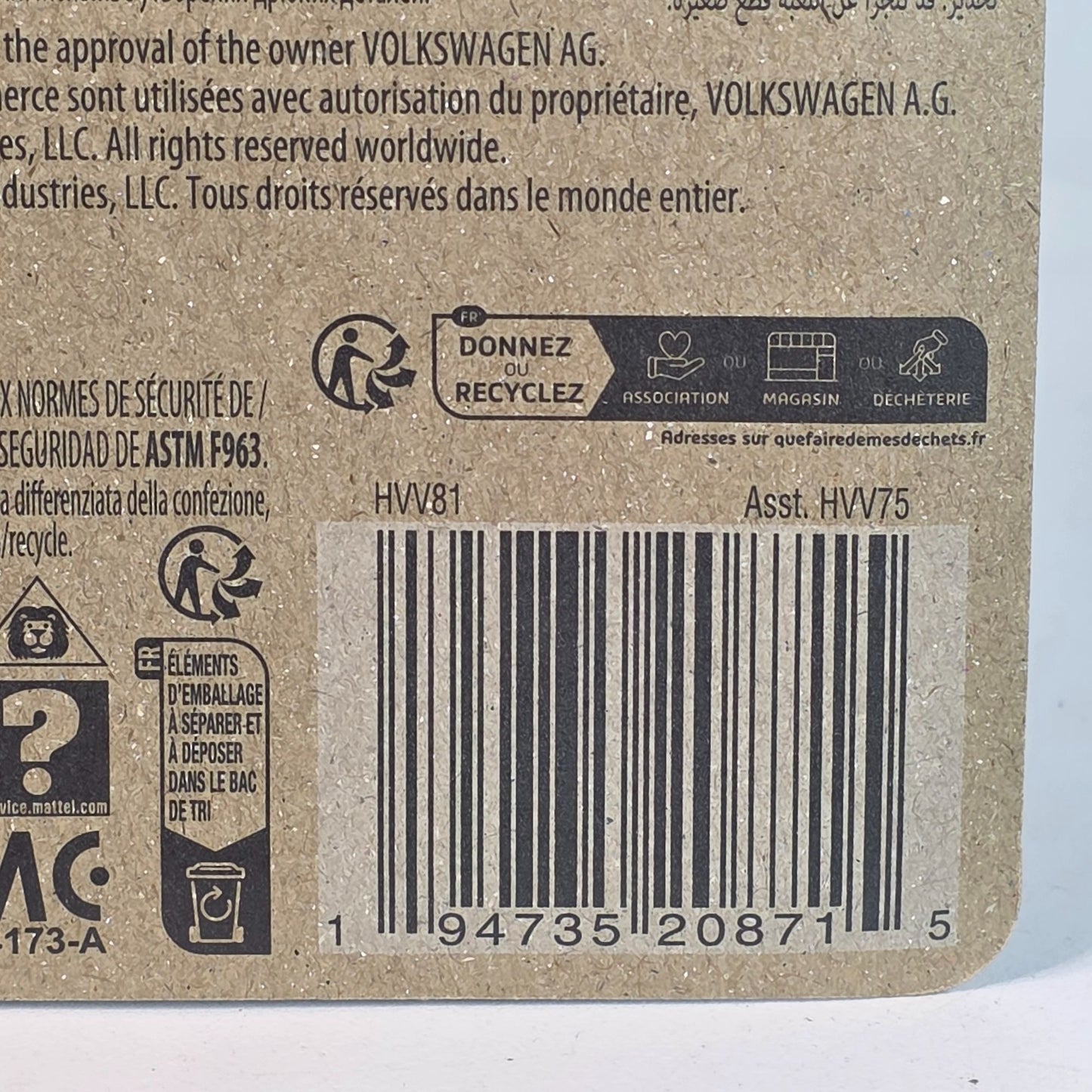 Matchbox HW75 Volkswagen Beetle 4x4 Dots Edition Diecast Toy Car