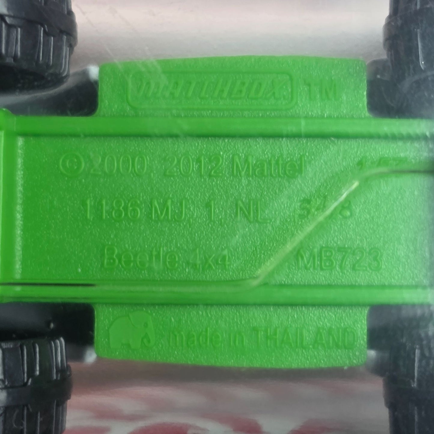 Matchbox HW75 Volkswagen Beetle 4x4 Dots Edition Diecast Toy Car