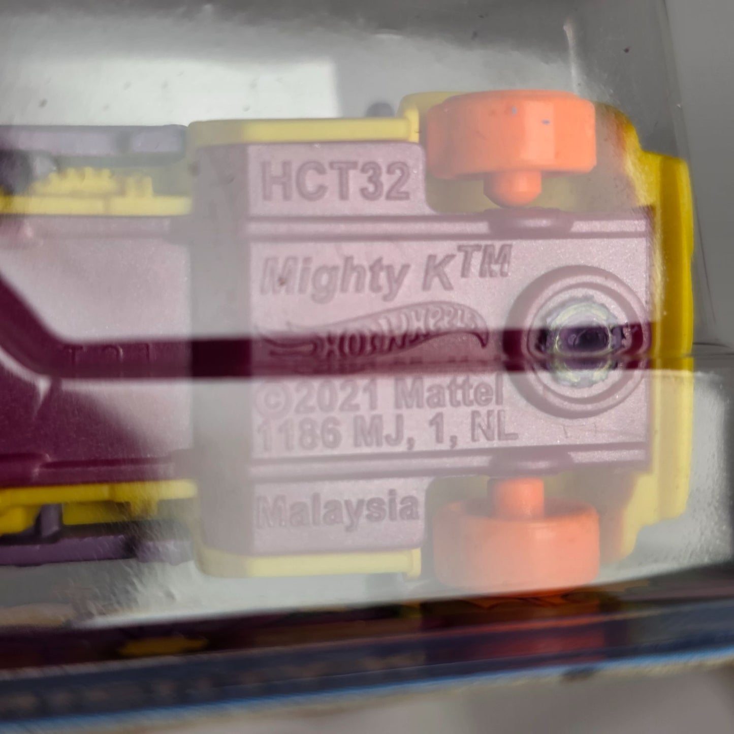 Hot Wheels Mighty K V1405 Diecast Toy Car - 3/5 Series 3+ Years