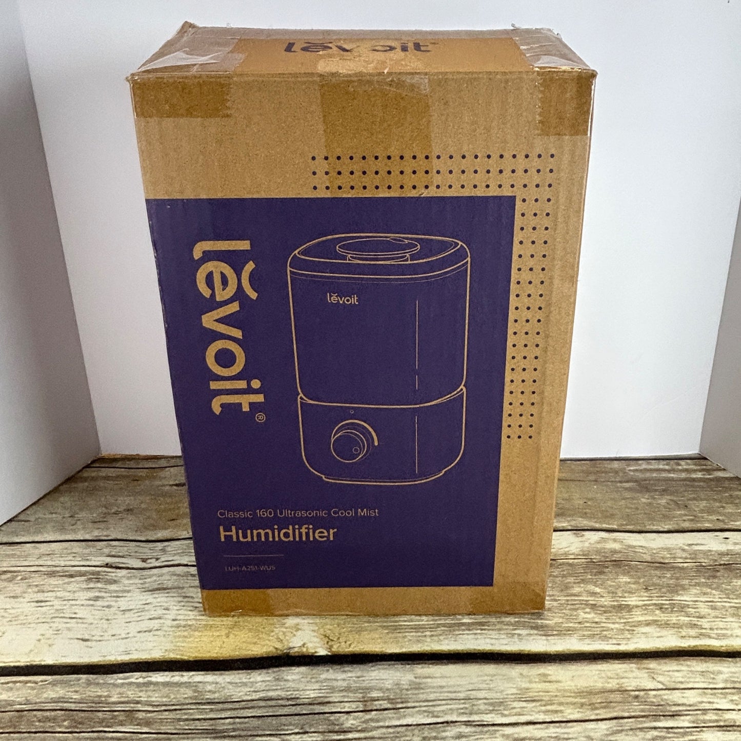 Levoit Classic 160 Ultrasonic Cool Mist Humidifier With Adjustable Knob Control - White