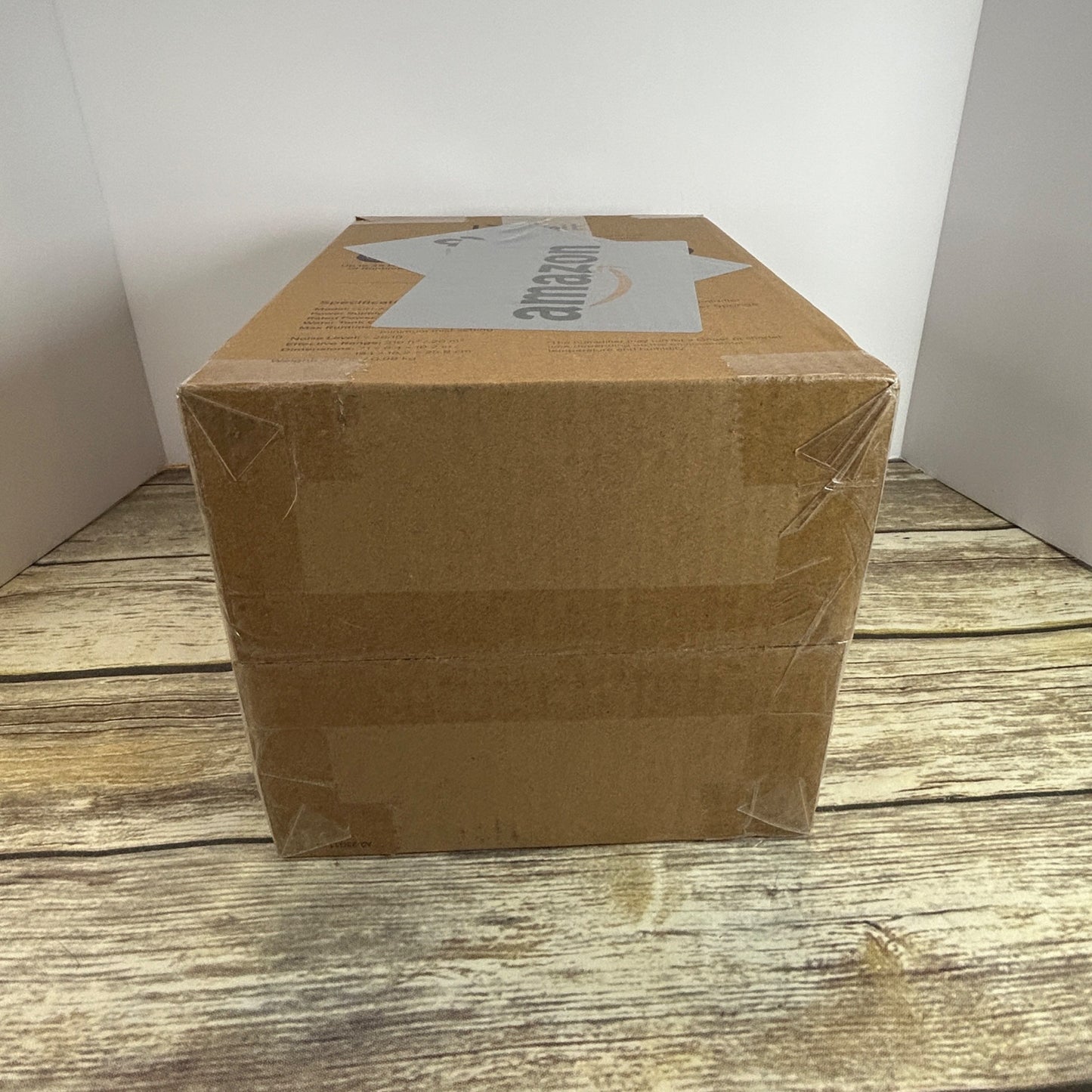 Levoit Classic 160 Ultrasonic Cool Mist Humidifier With Adjustable Knob Control - White