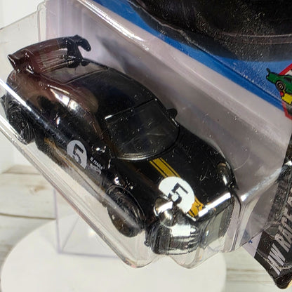 Hot Wheels Porsche 911 GT3 Die-Cast Car 1/10 New Race Day Series Limited Edition 74/250