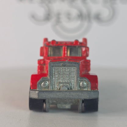 VINTAGE 1979 Hot Wheels Red Peterbilt Semi Truck Die-Cast RARE NRMT