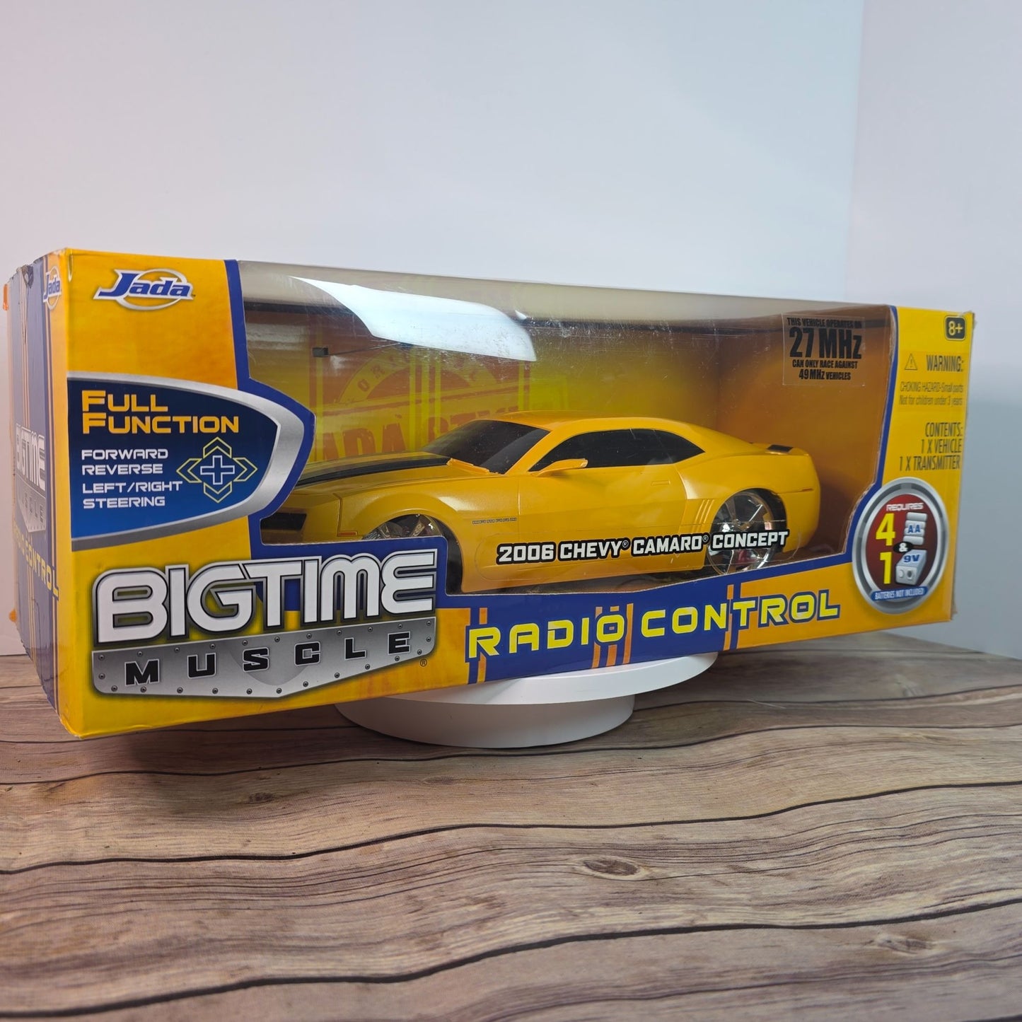 2006 Chevy Camaro Concept Radio Control Car 1:24 Scale Jada Toys Bigtime Muscle Yellow