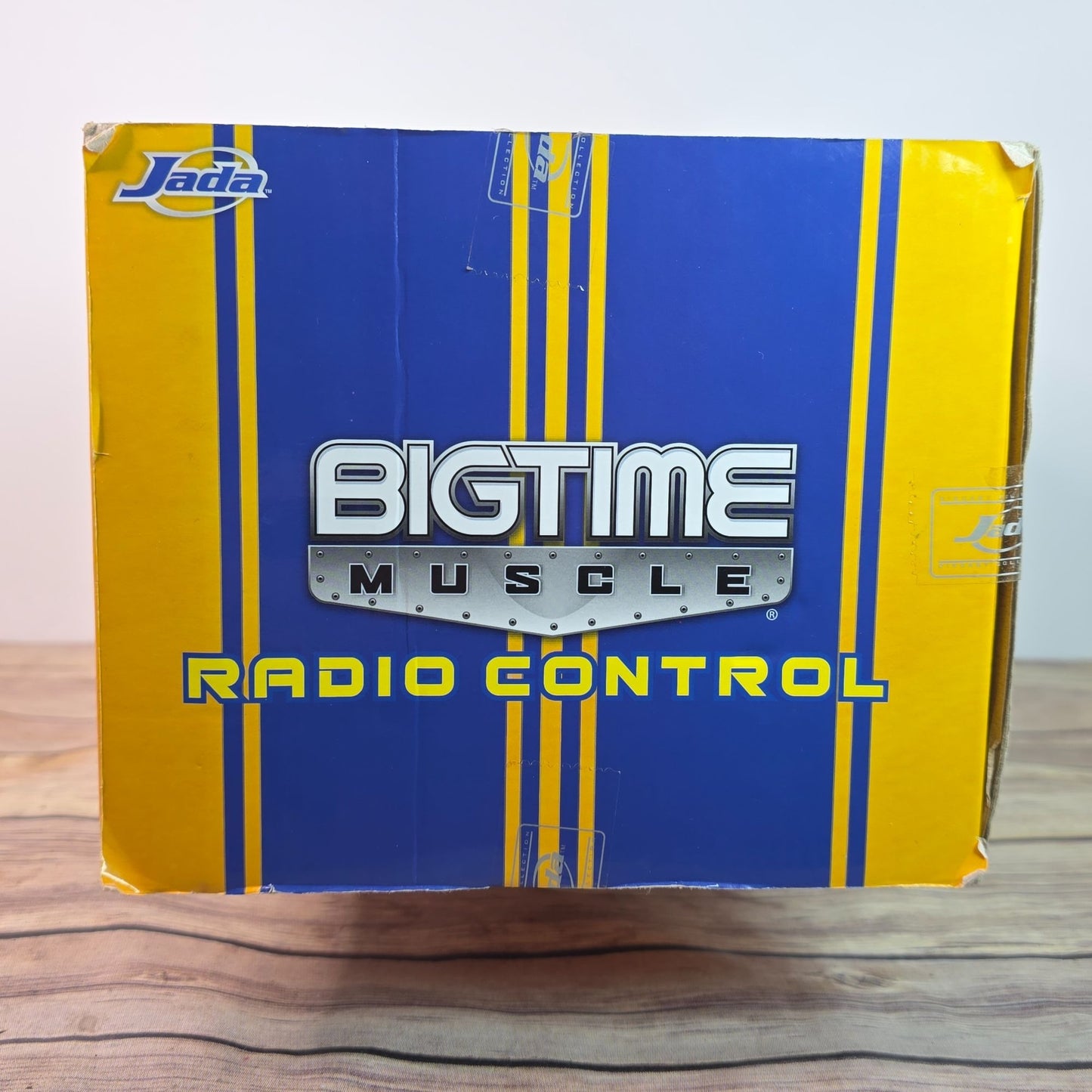 2006 Chevy Camaro Concept Radio Control Car 1:24 Scale Jada Toys Bigtime Muscle Yellow