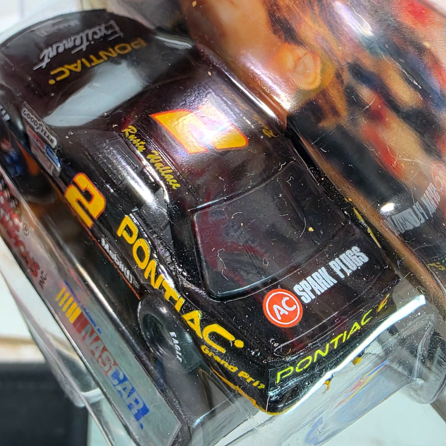 Rusty Wallace 1993 Edition Die-Cast NASCAR Stock Car With Collectors Card & Display Stand Racing Champions