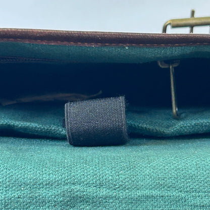 Vintage-Style Brown Leather Messenger Bag With Adjustable Strap & Buckle Closures