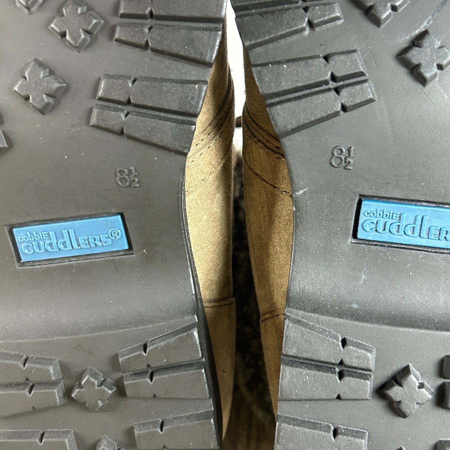 Cobbie Cuddlers Womens Faux Fur Lined Ankle Boots Size 8.5 Brown