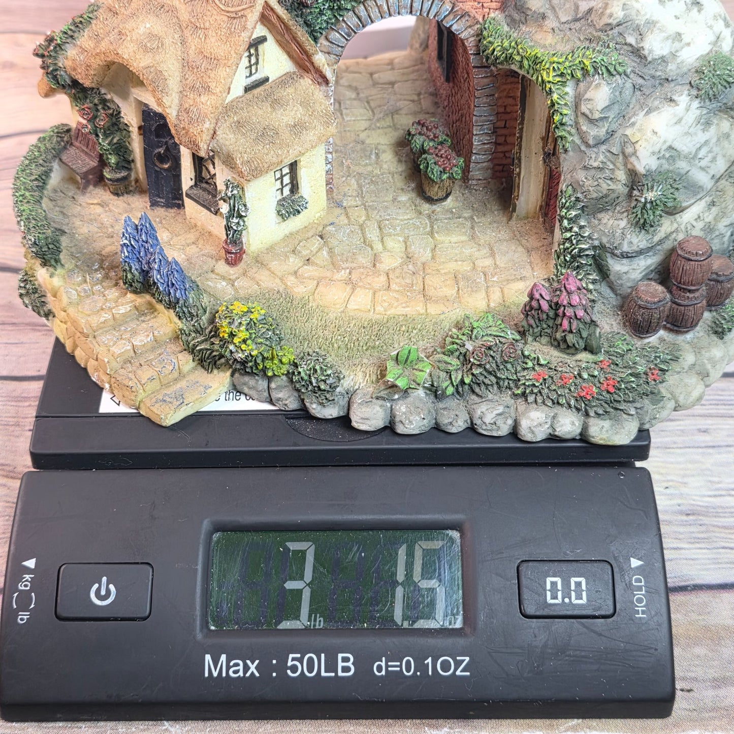 Vintage Thatched Roof Cottage & Gatehouse Figurine