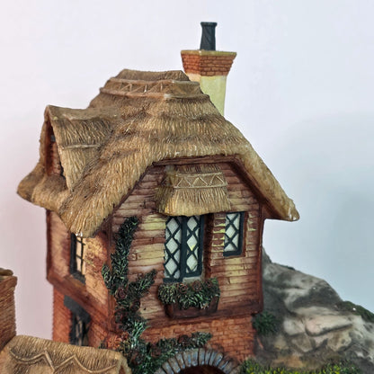 Vintage Thatched Roof Cottage & Gatehouse Figurine