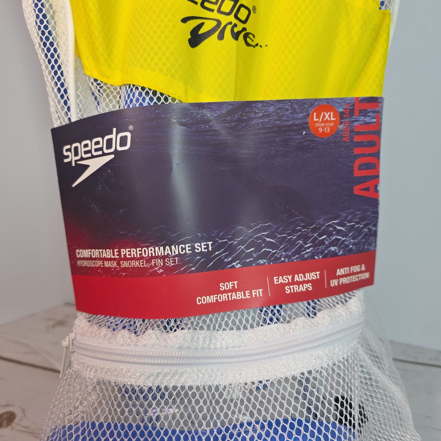 Speedo Adult Comfortable Performance Snorkeling Set With Hydroscope Mask Snorkel & Fins Anti-Fog UV Protection L/XL