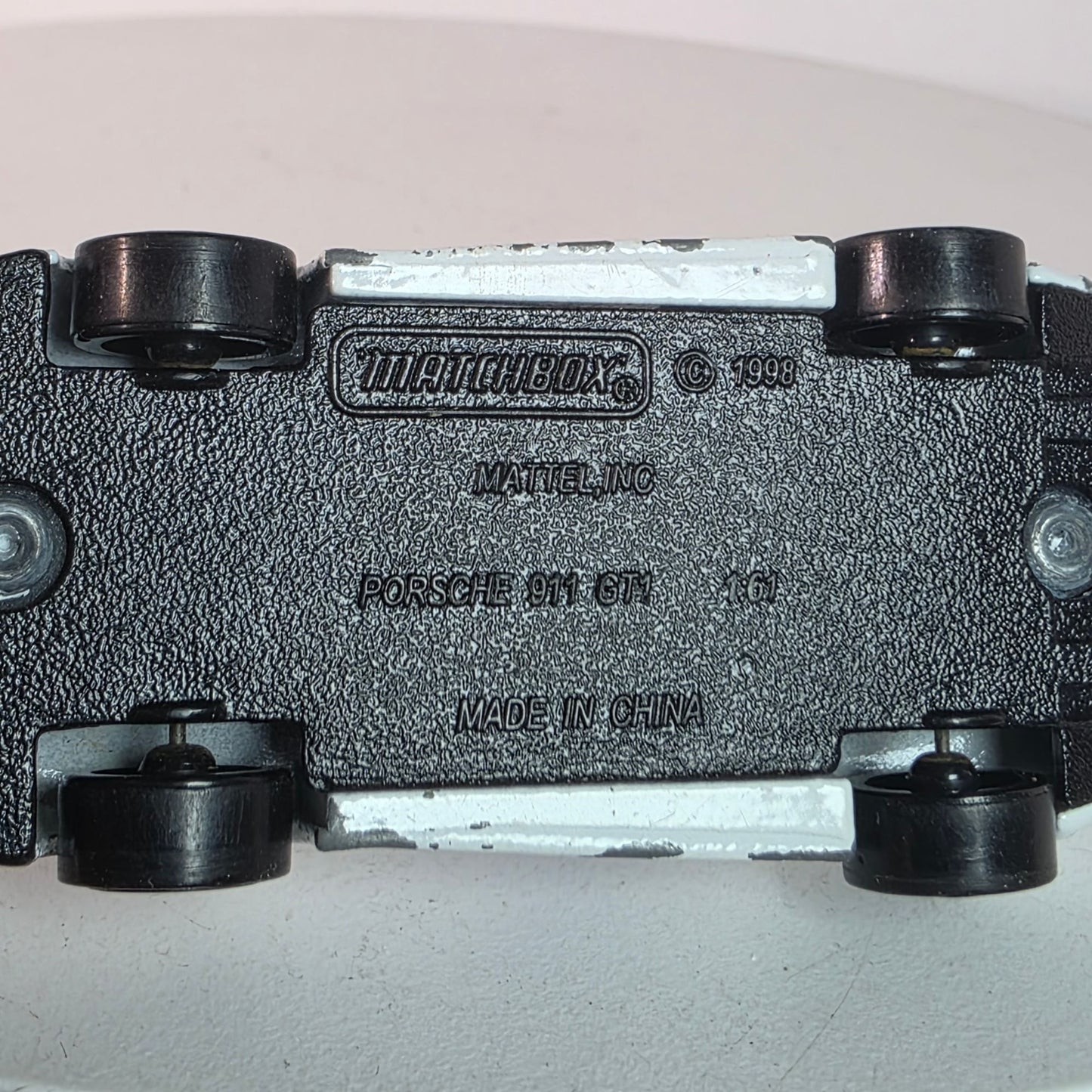 Matchbox Porsche 911 GT1 1998 Casting 2002 50th Anniv White Blue Hood Logo Loose