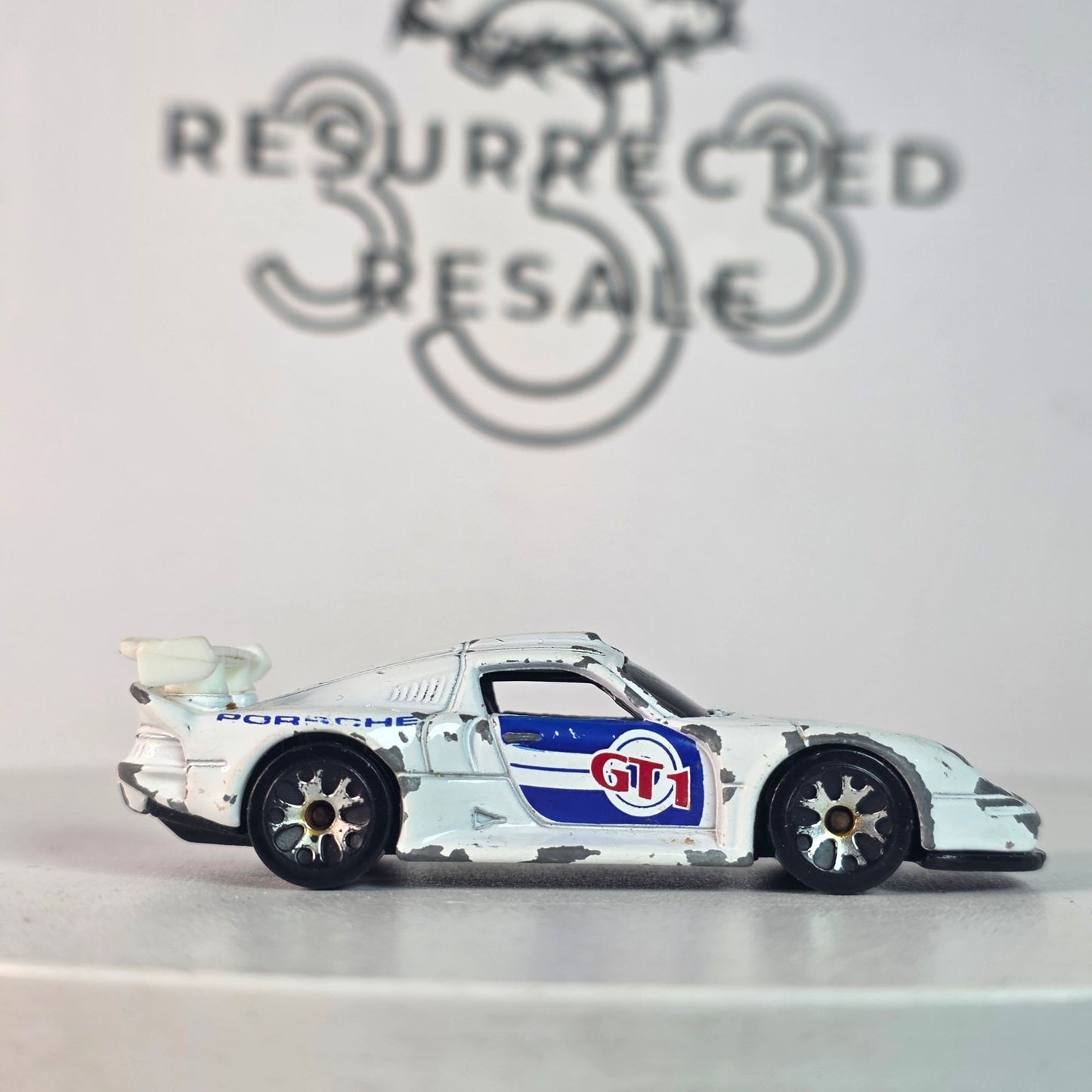 Matchbox Porsche 911 GT1 1998 Casting 2002 50th Anniv White Blue Hood Logo Loose