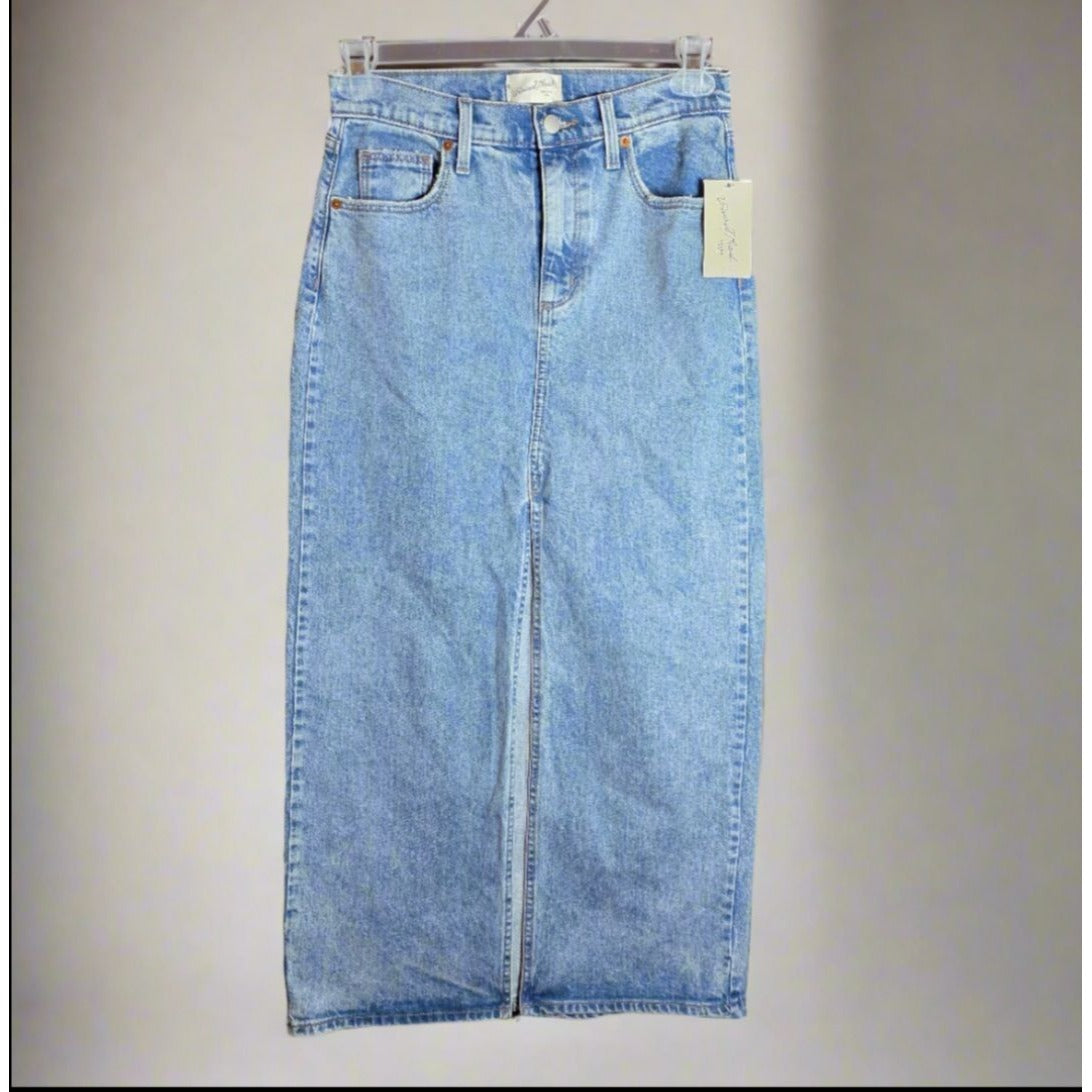 Universal Thread Womens High-Waisted Medium Wash Denim Skirt Size 6
