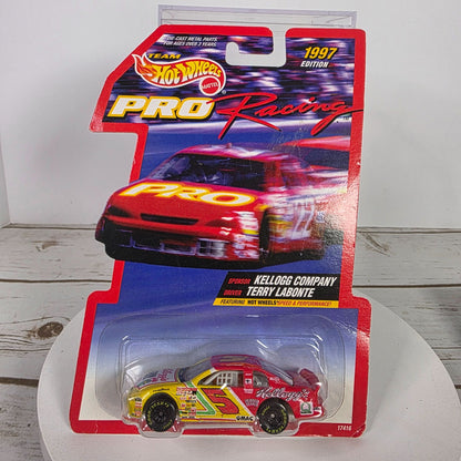 Hot Wheels 1997 Edition Team Pro Racing Die-Cast Terry Labonte Car