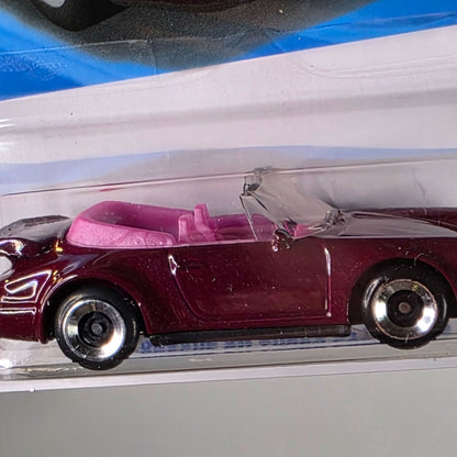 Hot Wheels 2025 Porsche 911 Turbo Cabriolet Die-Cast Car