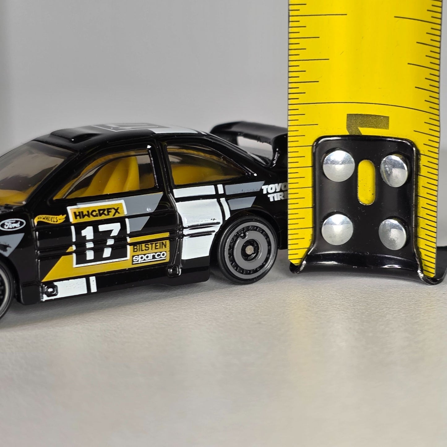Hot Wheels Ford Escort #17 Black & Yellow Die-Cast Toy Car