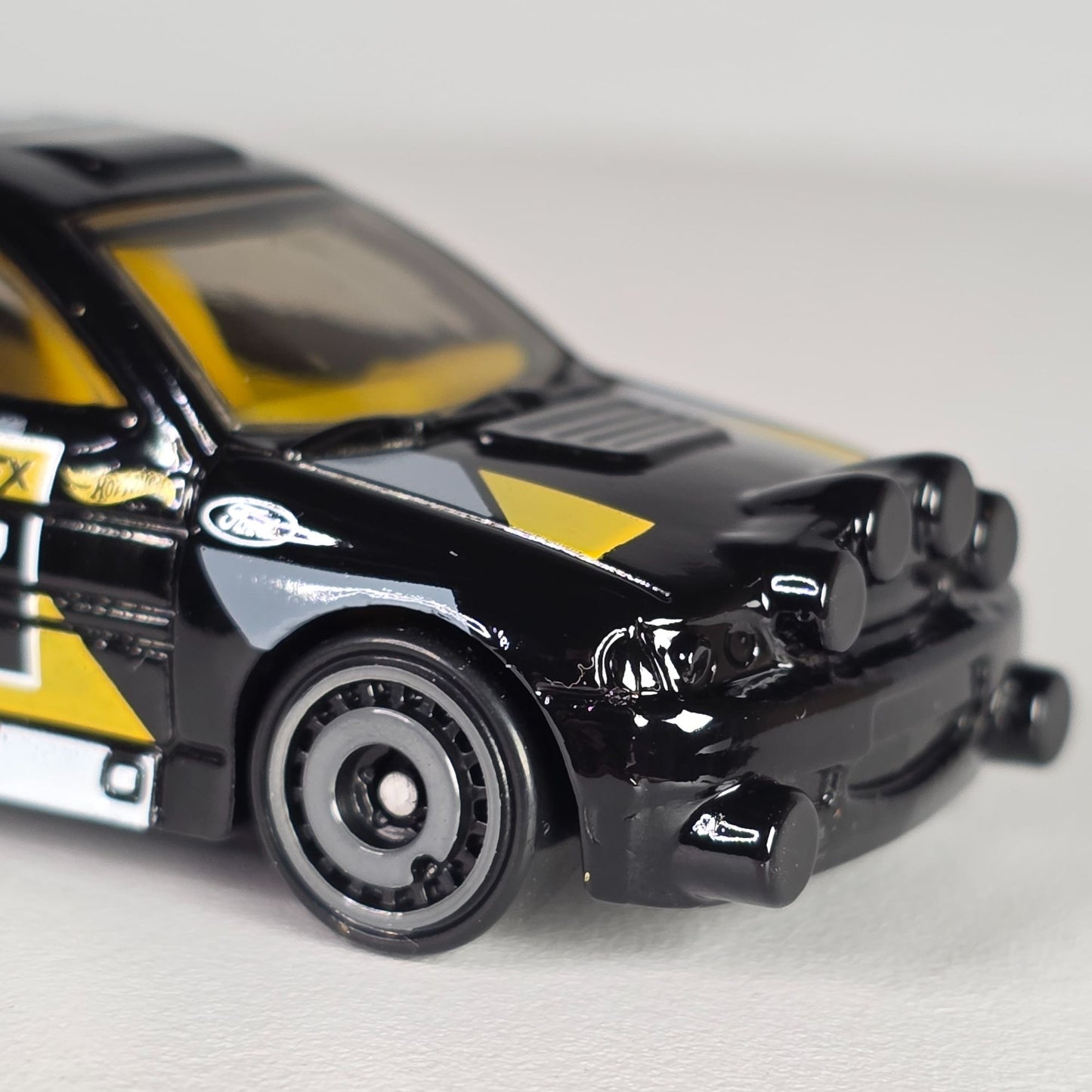 Hot Wheels Ford Escort #17 Black & Yellow Die-Cast Toy Car
