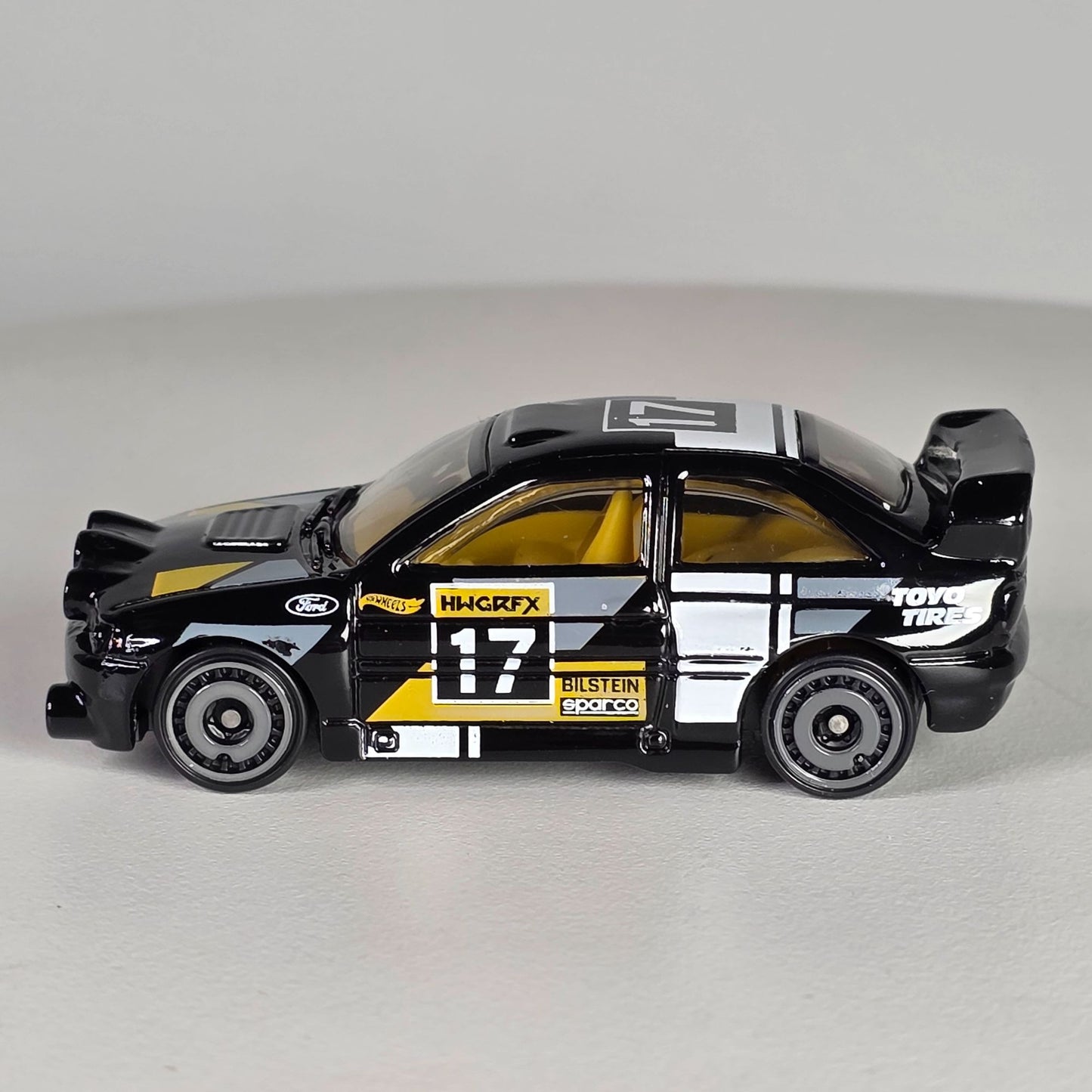 Hot Wheels Ford Escort #17 Black & Yellow Die-Cast Toy Car