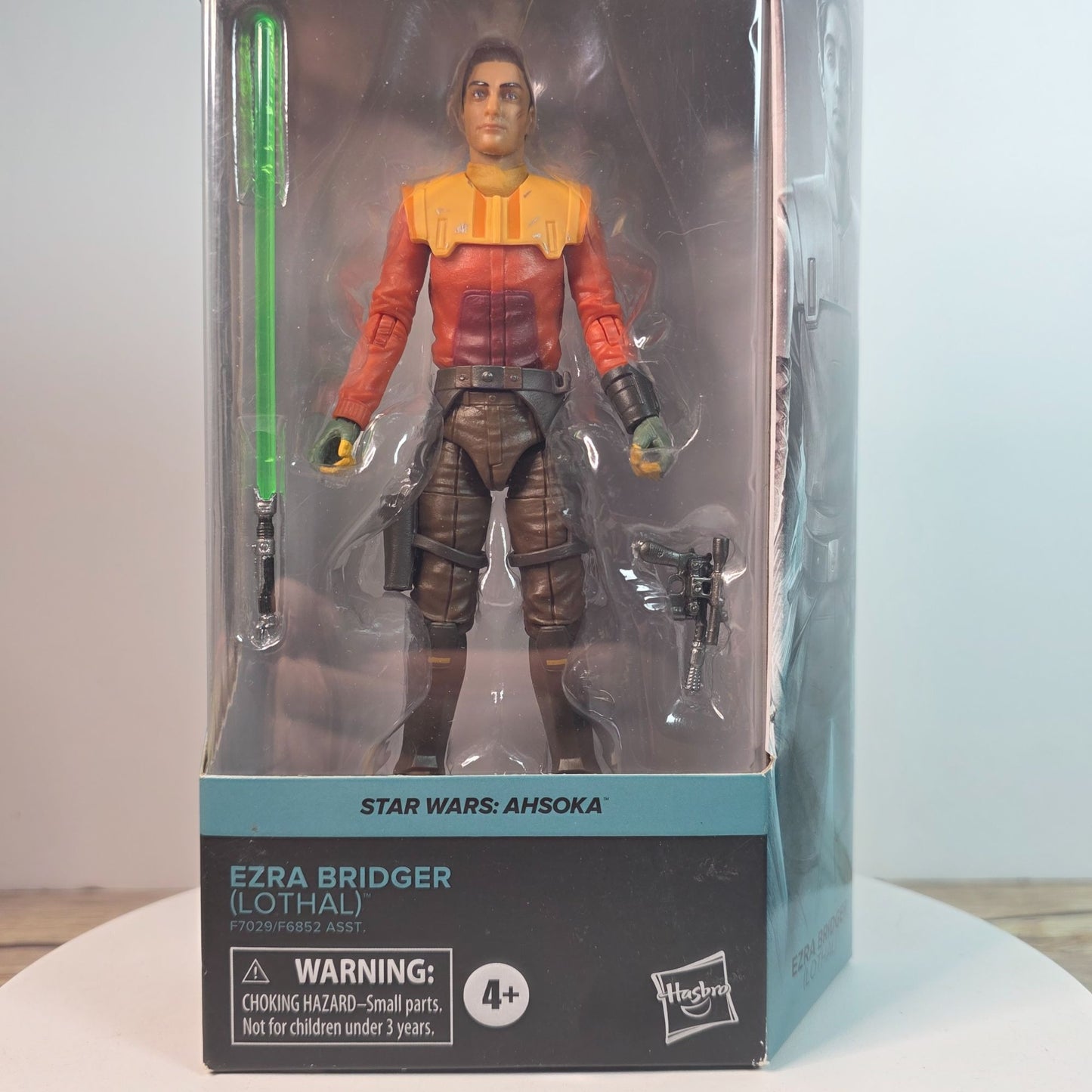 Star Wars The Black Series Ezra Bridger (Lothal) Action Figure