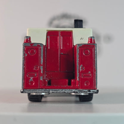 RARE 1991 Matchbox #57 Mack Auxiliary Power Truck Red "Bridge & Highway Dept" Fire Rescue Diecast 1:84