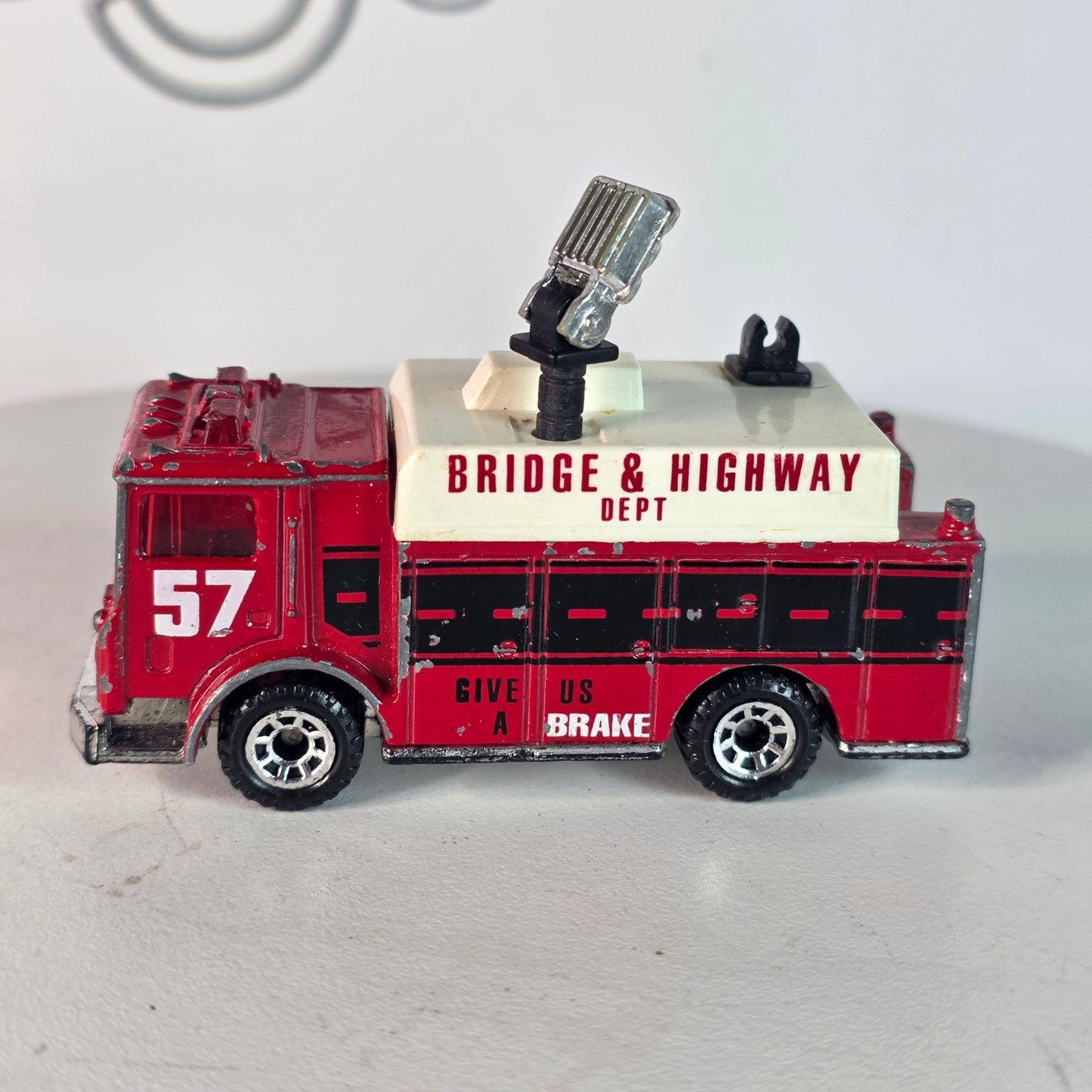 RARE 1991 Matchbox #57 Mack Auxiliary Power Truck Red "Bridge & Highway Dept" Fire Rescue Diecast 1:84