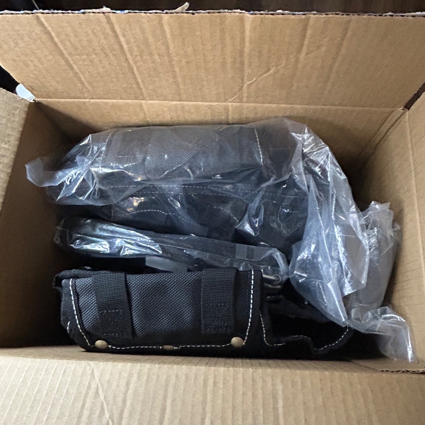 NEW AUPOFIT 7-PIECE PROFESSIONAL TOOL BELT SET WITH SUSPENDERS & 32 POCKETS - BLACK HEAVY DUTY CONSTRUCTION POUCH