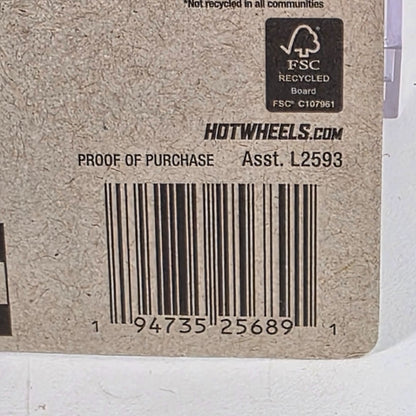 Hot Wheels Disney Mickey Mouse Steamboat Die-Cast Toy Car 166/250 Collectible