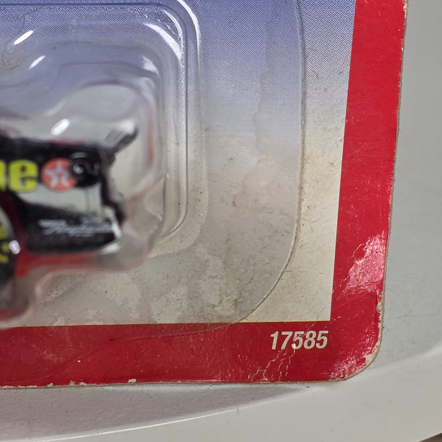 Hot Wheels 1997 Edition Pro Racing Ernie Irvan #28 Die-Cast Car