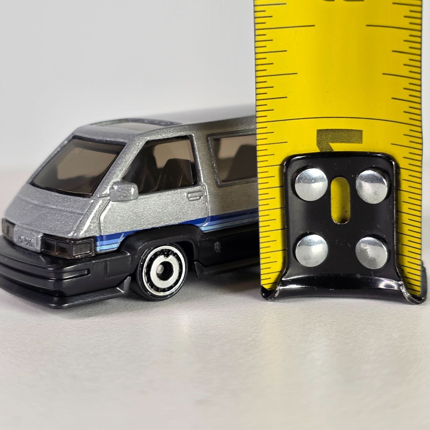 2021 Hot Wheels 86 Toyota Van Grey/Blue